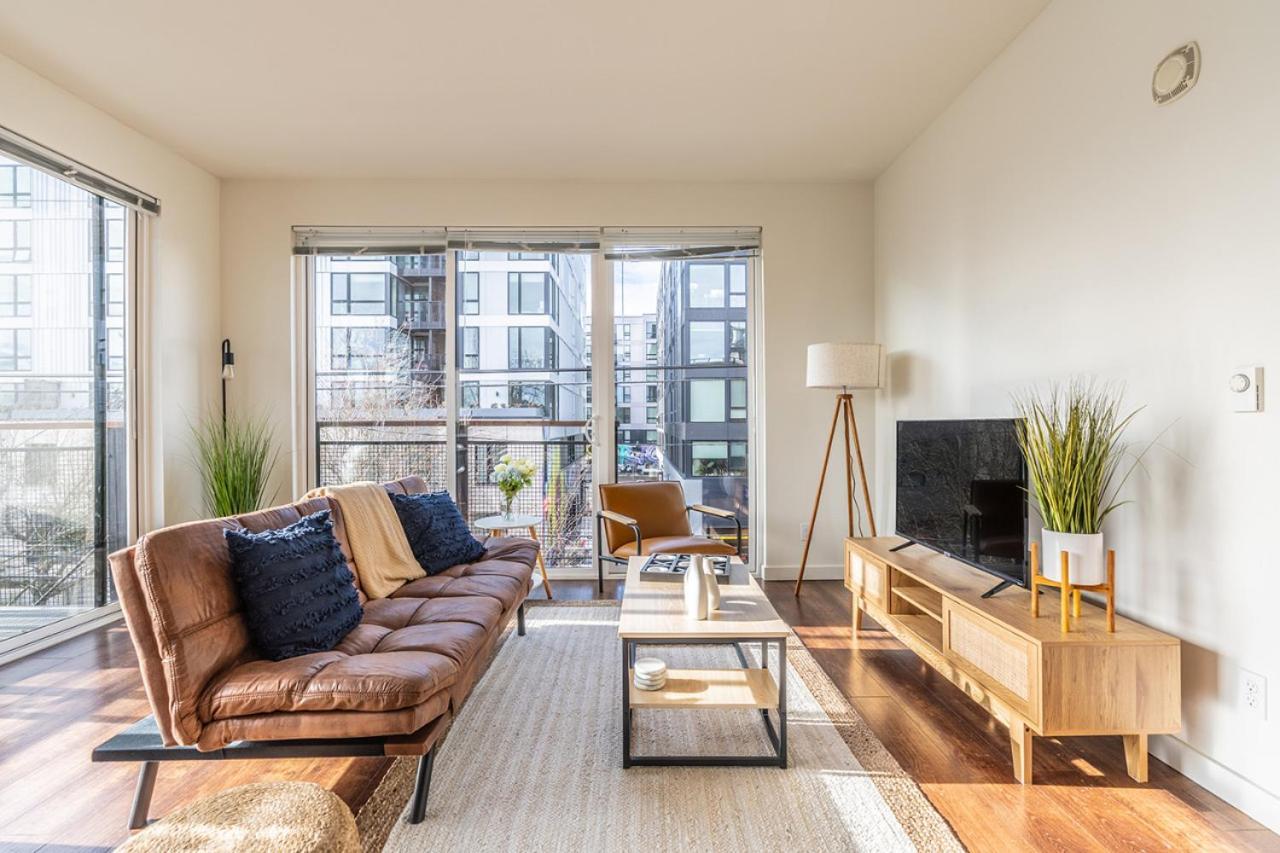 Close Downtown Modern Apartment - Pet Friendly, Wifi, Rooftop Views Seattle Exterior foto